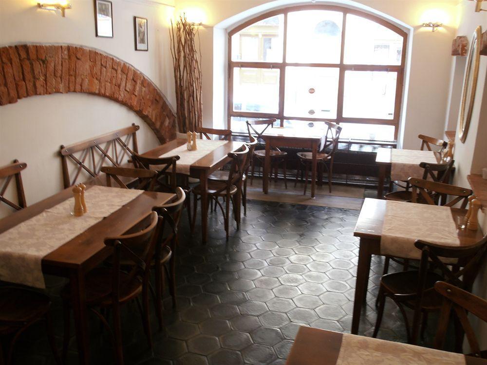 Hotel U Ceske Koruny Hradec Králové Dış mekan fotoğraf